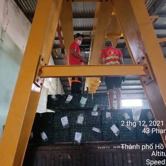 Thép hộp vuông mạ kẽm 30x30