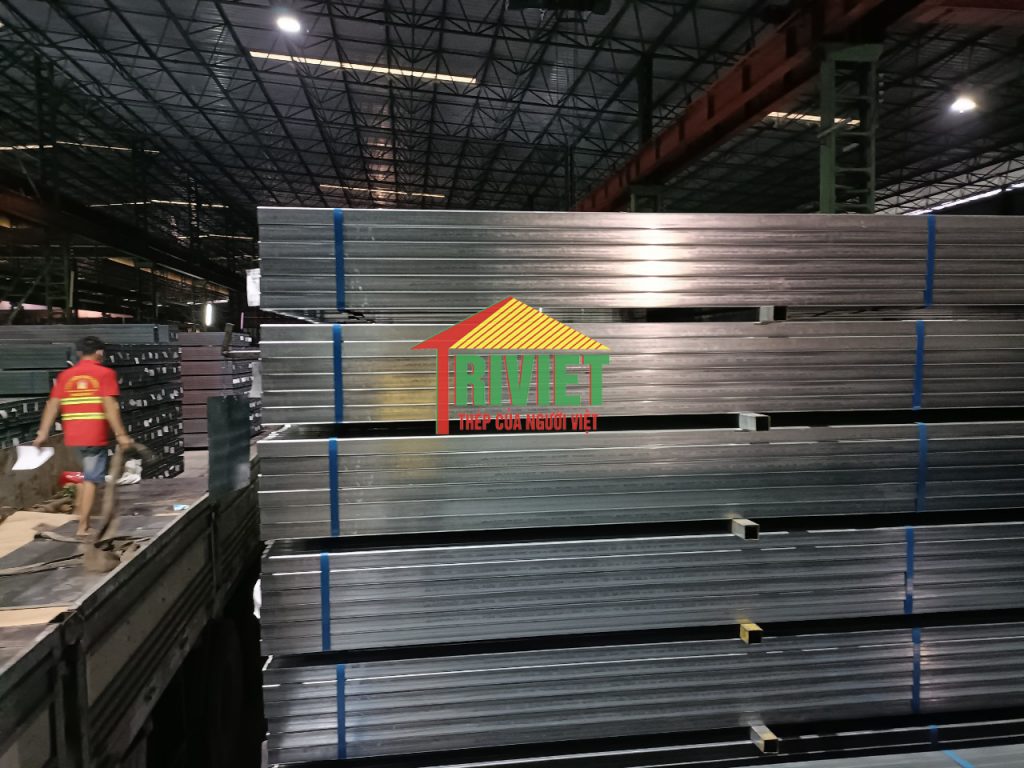 BẢNG BÁO GIÁ THÉP HỘP KẼM 30X60X5mm