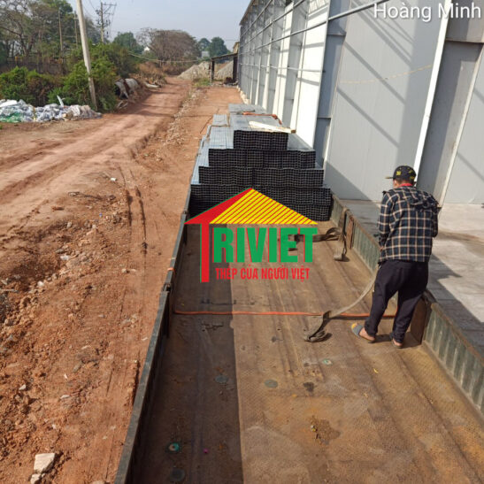 THÉP HỘP VUÔNG KẼM 40X40X2mm