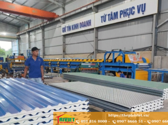 Giá tôn xốp Hoa Sen 1m2 bao nhiêu tiền? Các loại xốp & bảng giá mới 11 Thi công tôn xốp