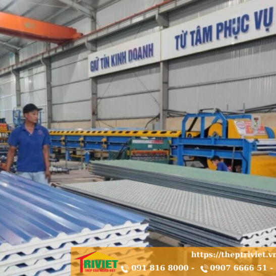 Giá Tôn Xốp Hoa Sen 1M2 Bao Nhiêu Tiền? Các Loại Xốp &Amp; Bảng Giá Mới 11 Thi Công Tôn Xốp