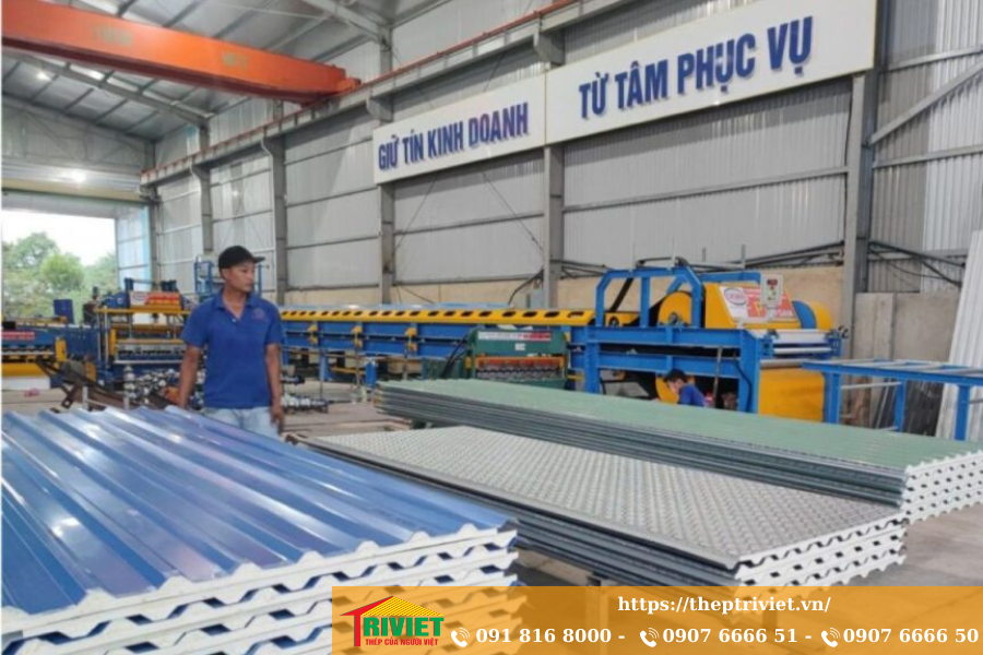 Giá tôn xốp Hoa Sen 1m2 bao nhiêu tiền? Các loại xốp & bảng giá mới 26 Thi công tôn xốp