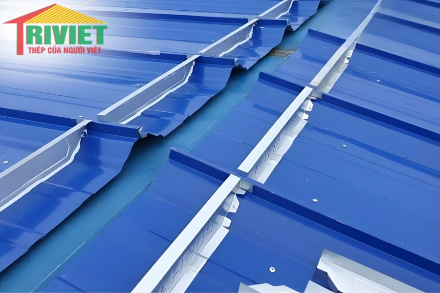 Bảng Báo Giá Xà Gồ Hòa Phát Uy Tín, Chất Lượng Cập Nhật Mới Nhất 2026 9 Tôn Seamlock 470Mm Giá Tốt Chất Lượng