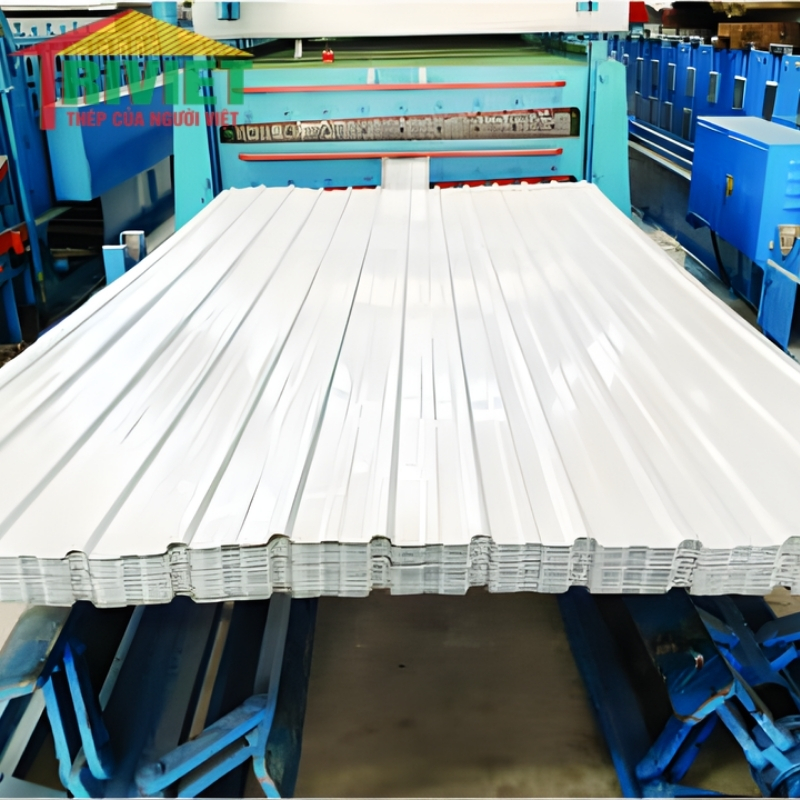 Tôn La Phông Trắng Mới Cán Máy